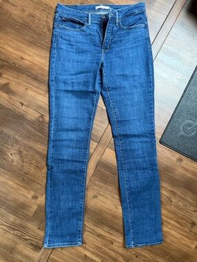 Levi's Dark Blue Women's Skinny Jeans